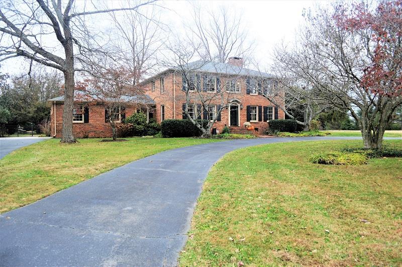 216 Linkside Dr - Photo 1