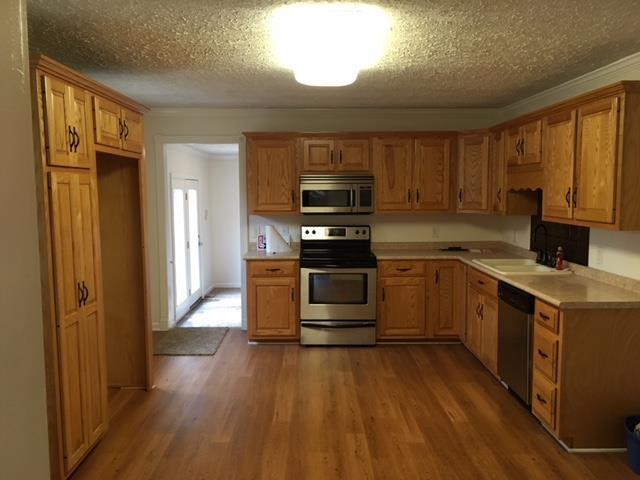 401 Mcclure St - Photo 1