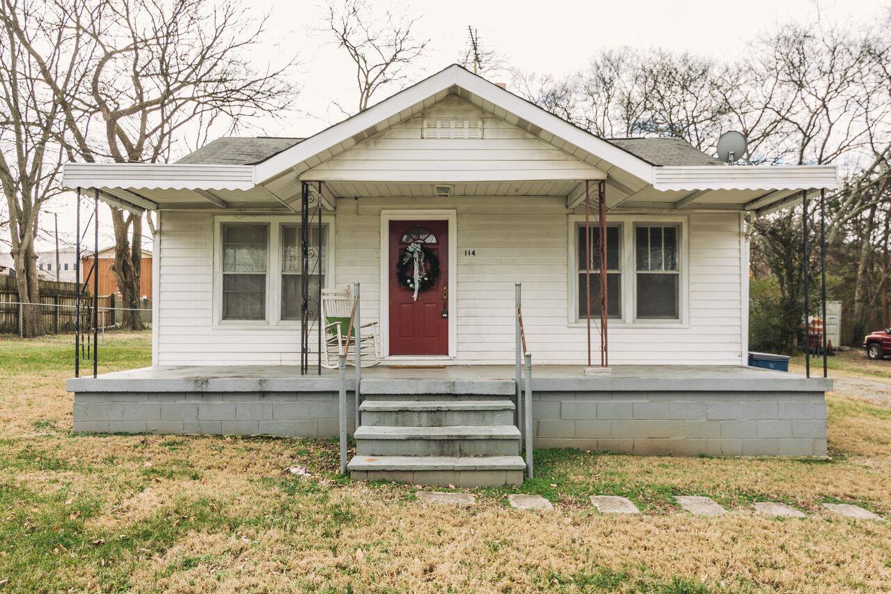 114 Harris St - Photo 1