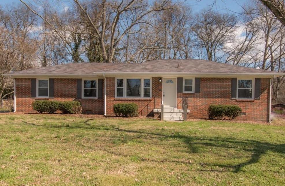 813 Belvedere Dr - Photo 1
