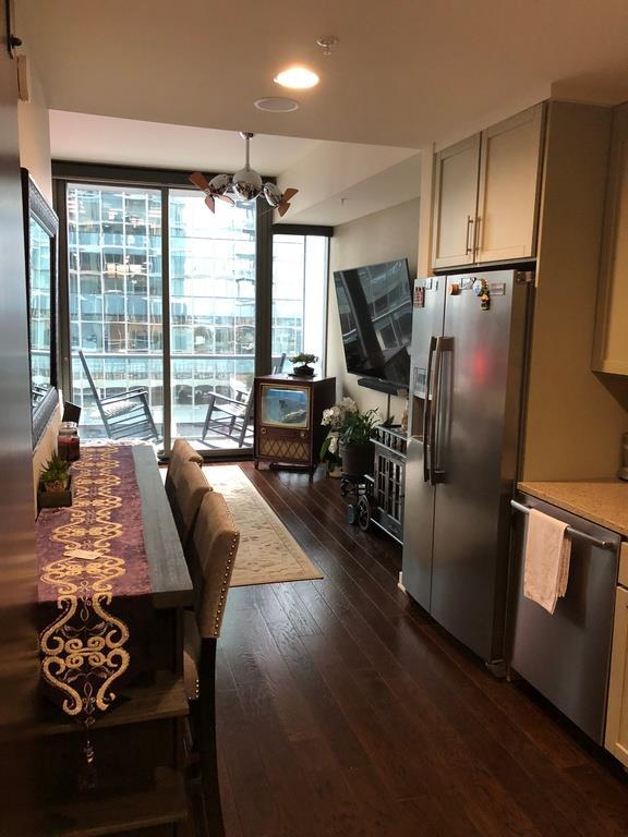1212 Laurel St Apt 710 - Photo 1