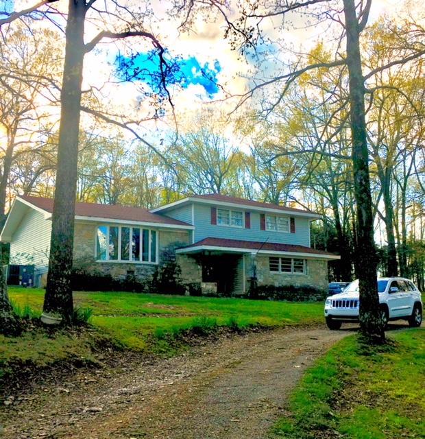 319 Stewarts Chapel Rd - Photo 1