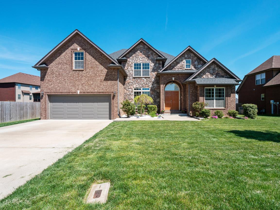 1591 Edgewater Ln - Photo 1