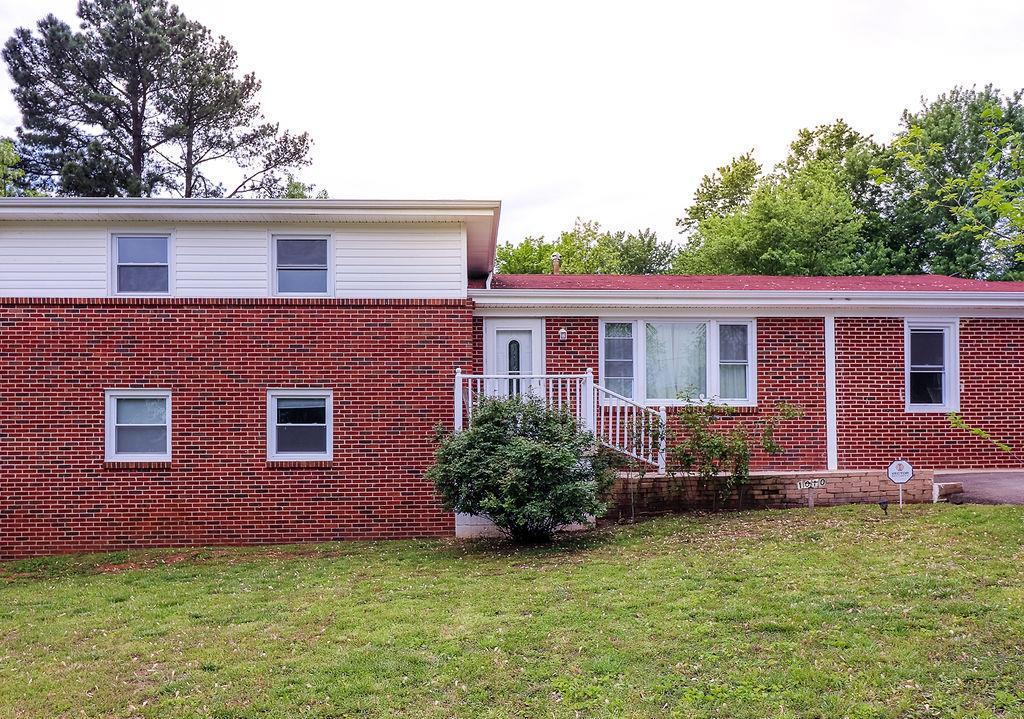 1010 Dickens St - Photo 1