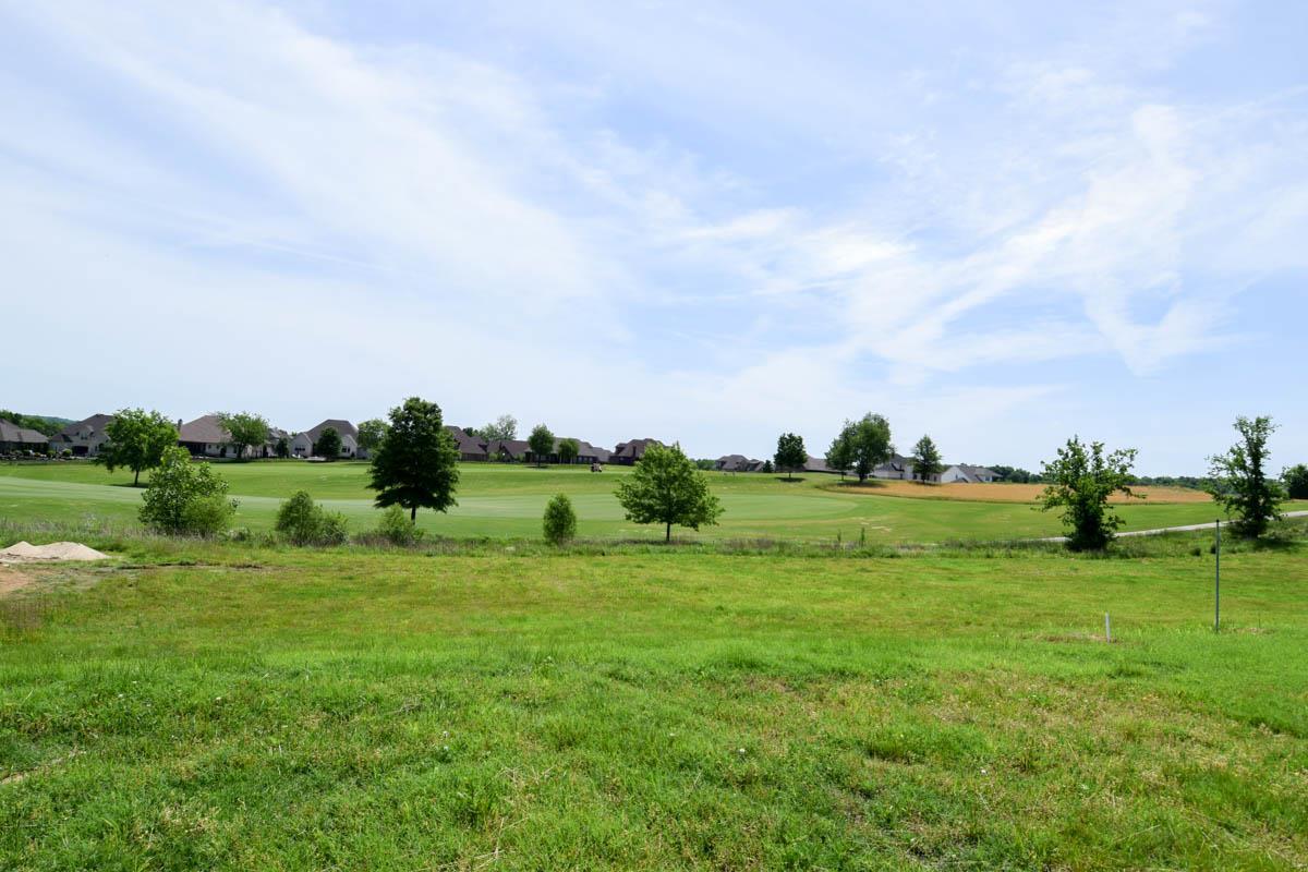 1631 Foxland Blvd - Photo 1