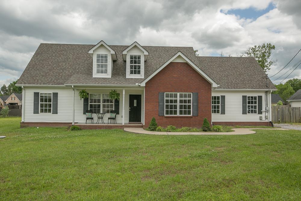 111 Centerrock Dr - Photo 1