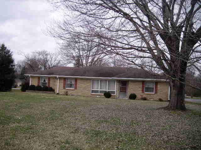 1301 Ellington Dr - Photo 1
