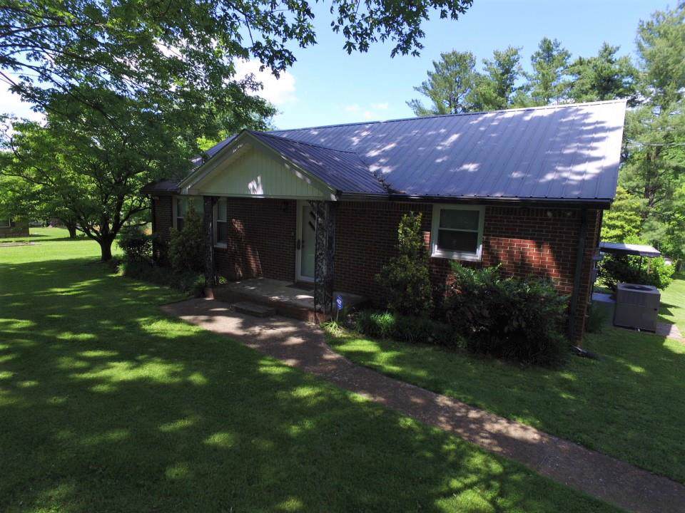 225 Cook - Photo 1