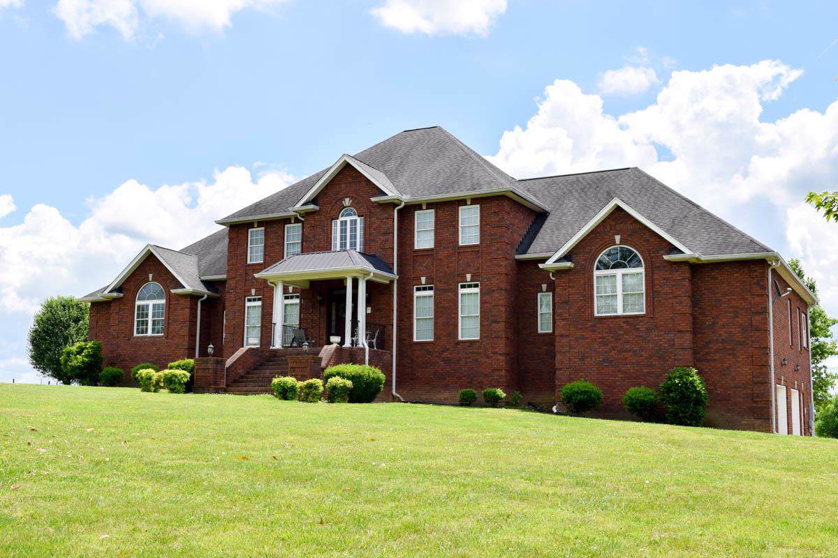 1075 Barry Ln - Photo 1