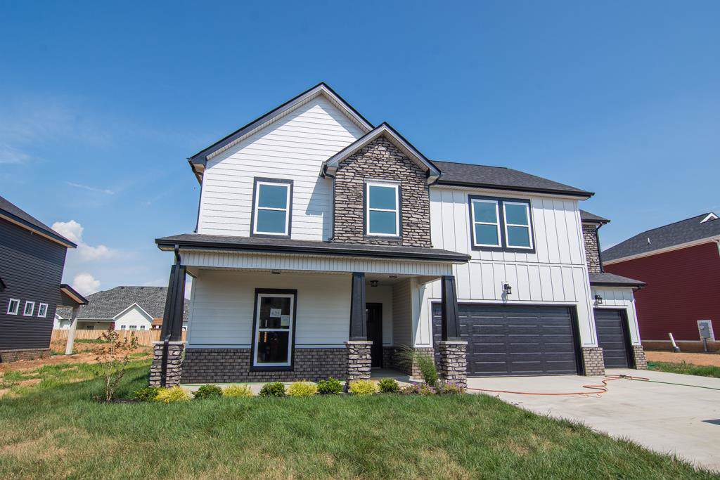 625 Farmington - Photo 1