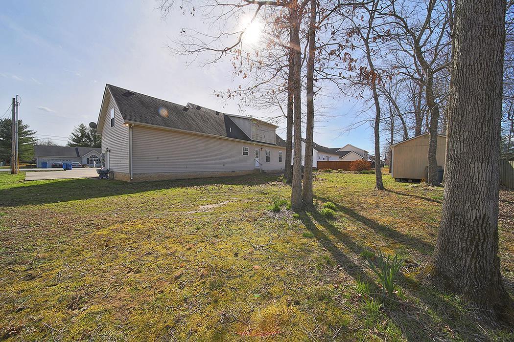 421 Indian Springs Cir - Photo 1