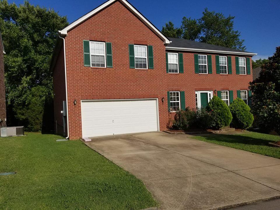 4029 Barnes Cove Dr - Photo 1