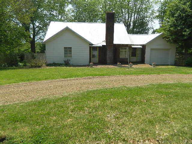 6795 Comstock Rd - Photo 1