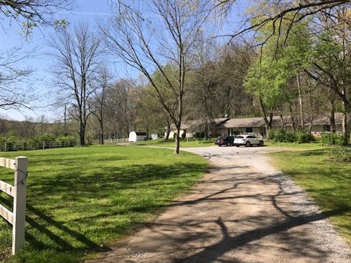 3048 Long Hollow Pike - Photo 1