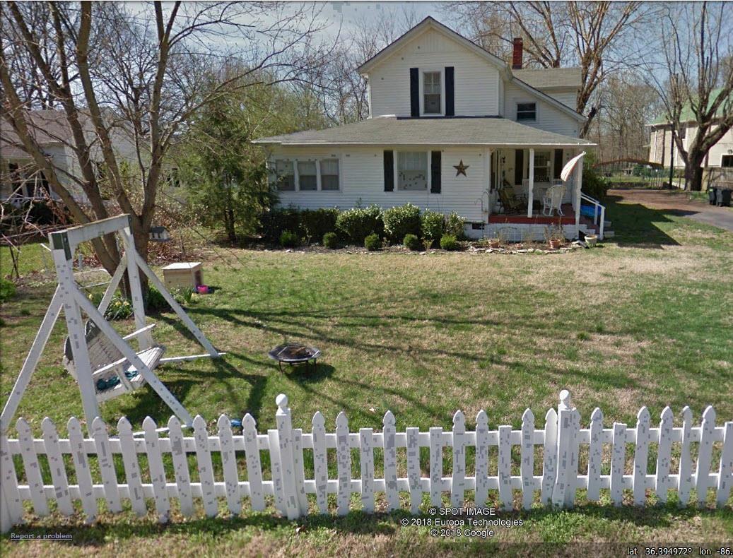2366 Highland Ave - Photo 1