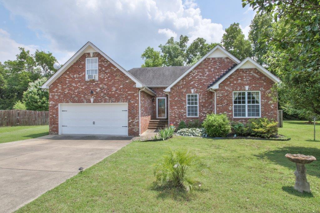 118 Raven Court - Photo 1