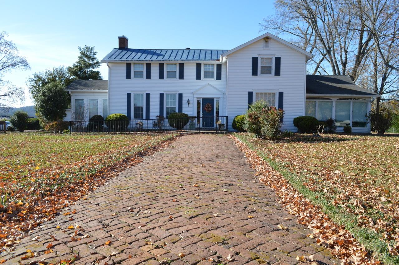4847 Main - Photo 1