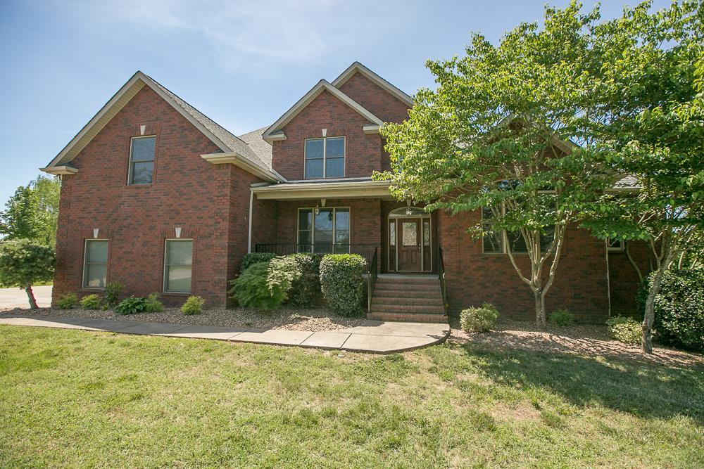 606 Seawell Ct - Photo 1