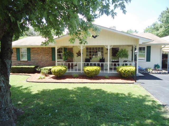 427 Janette Ave - Photo 1