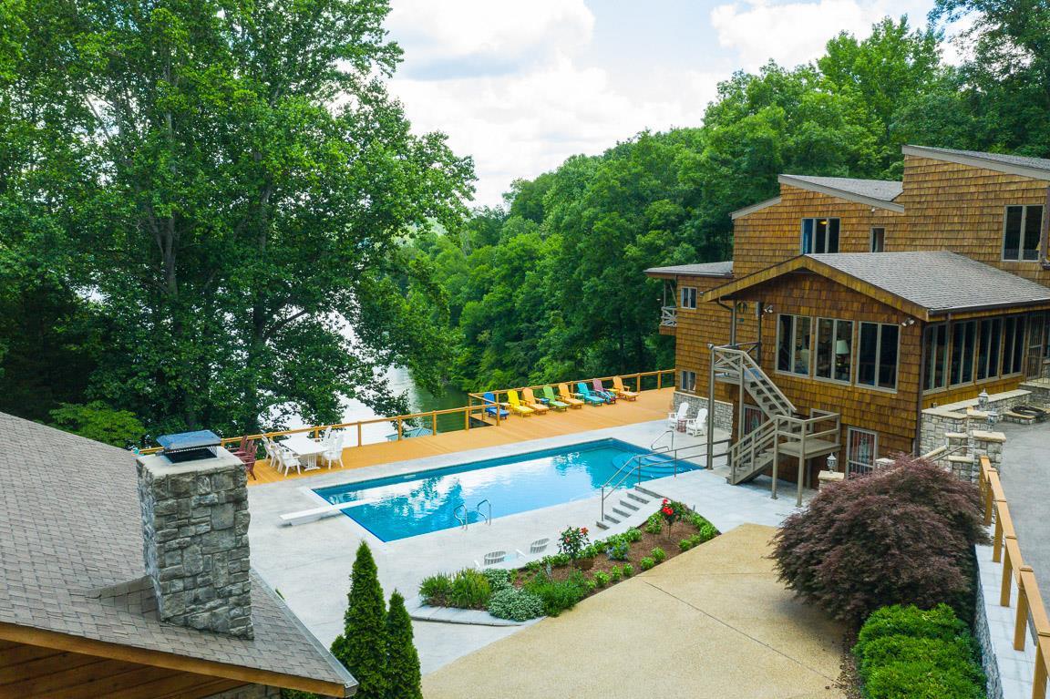 1657 Boswell Rd - Photo 1