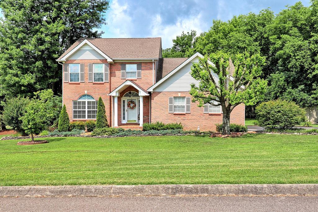 2105 Sue Ln - Photo 1