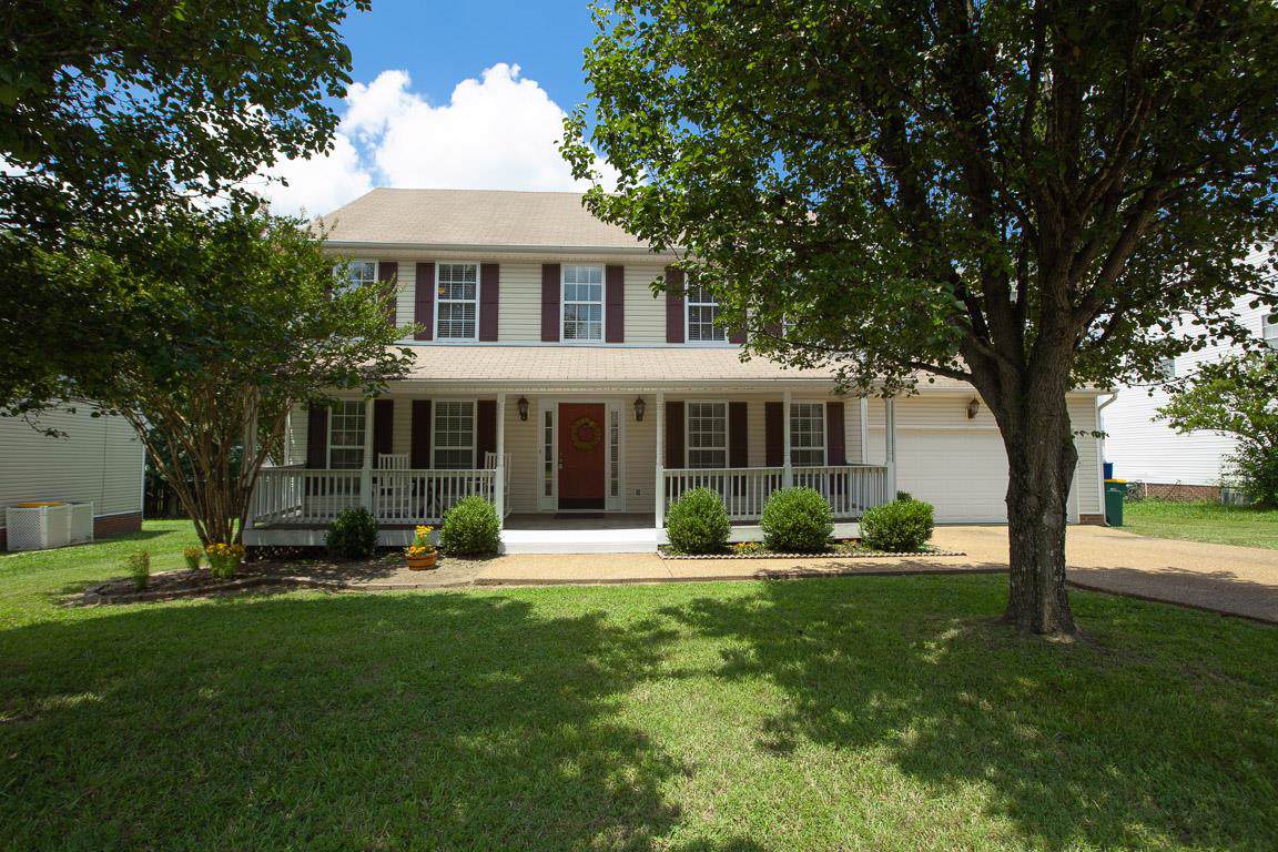 2209 Hayward Ln - Photo 1