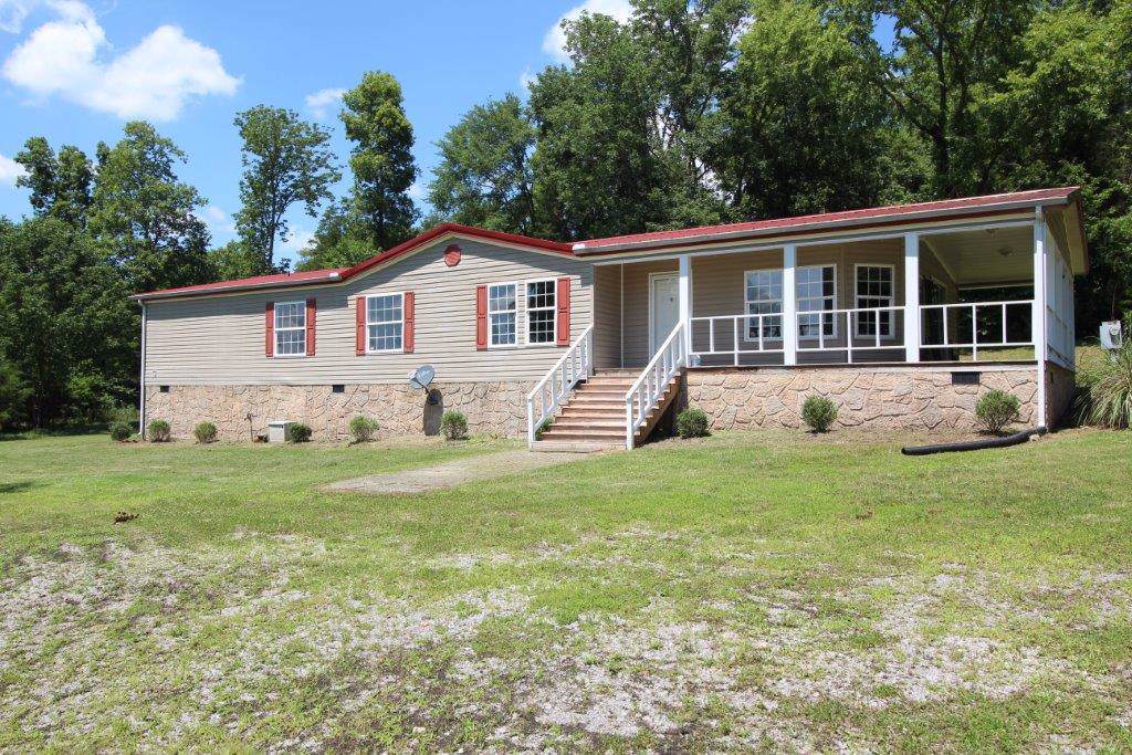 610 Oglesby Rd - Photo 1