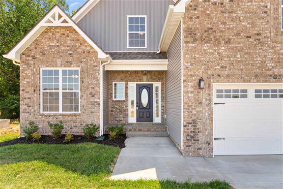 105 Locust Run - Photo 1