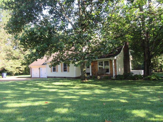 328 Walnut Ct - Photo 1