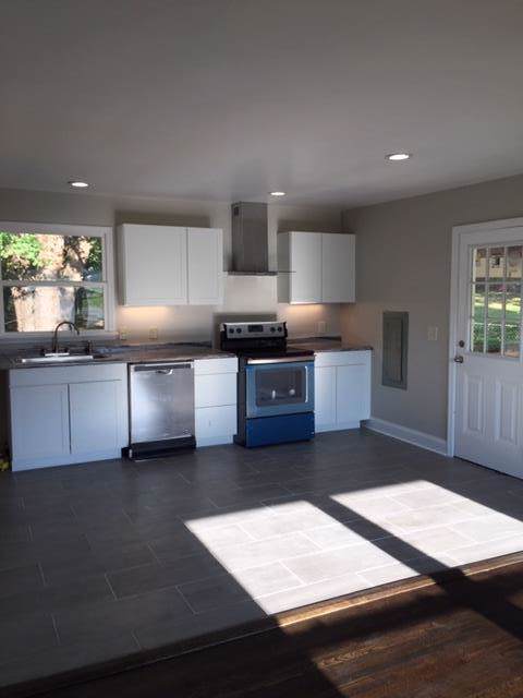 102 Short St - Photo 1