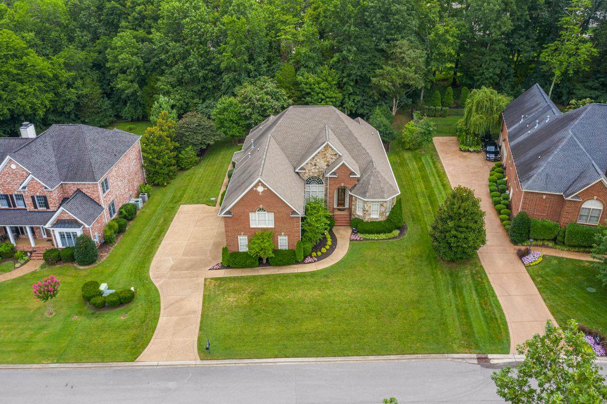 1165 Meadow Bridge Ln - Photo 1