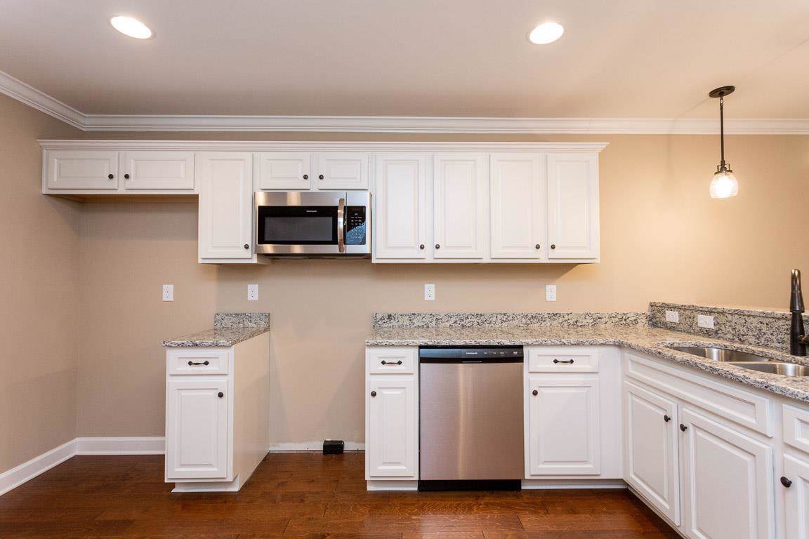 2506 E Main St B4 - Photo 1