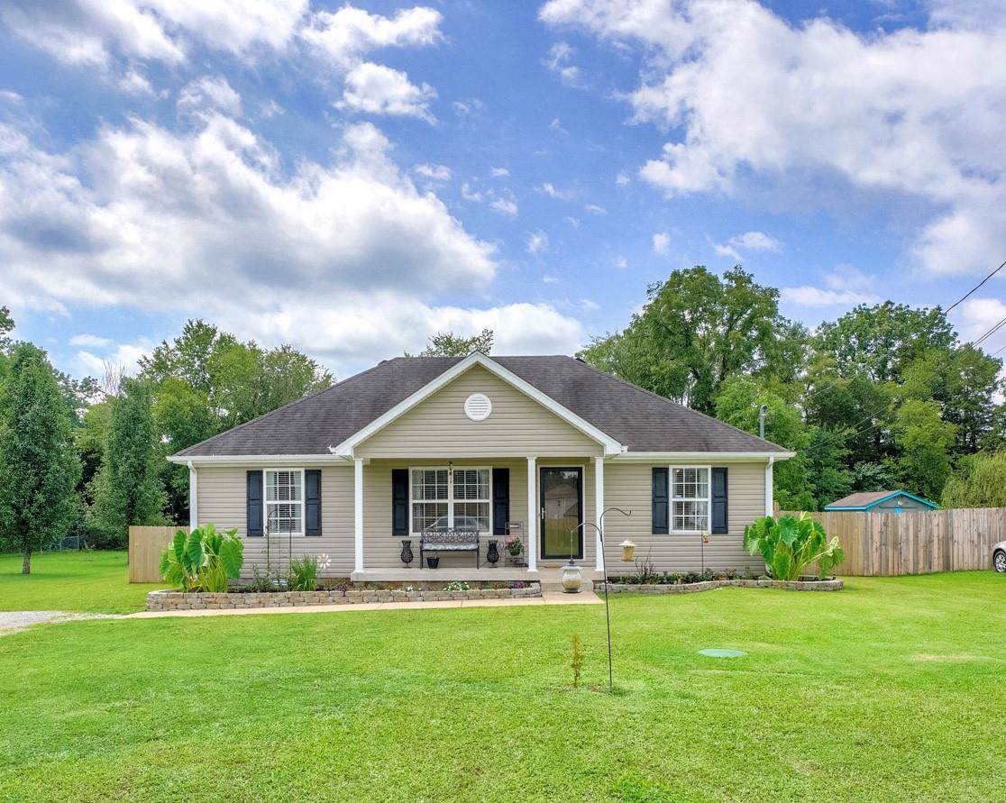 432 Dorchester Dr - Photo 1