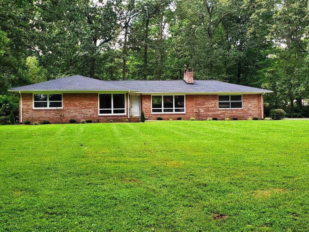 169 White Oak Dr - Photo 1