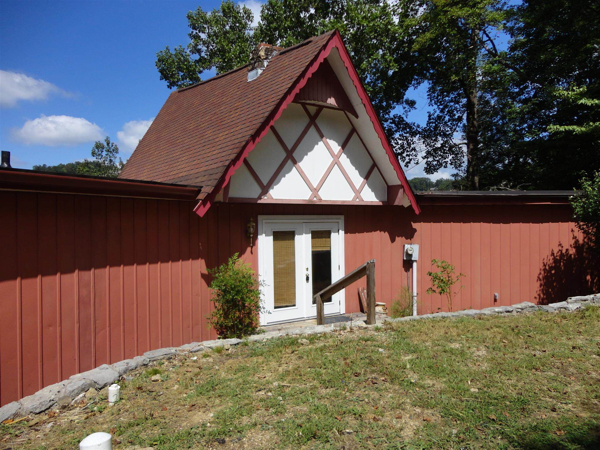 268 Summer Ct - Photo 1
