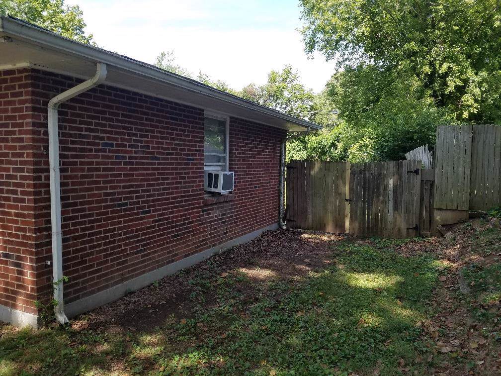 204 Malvin St - Photo 1