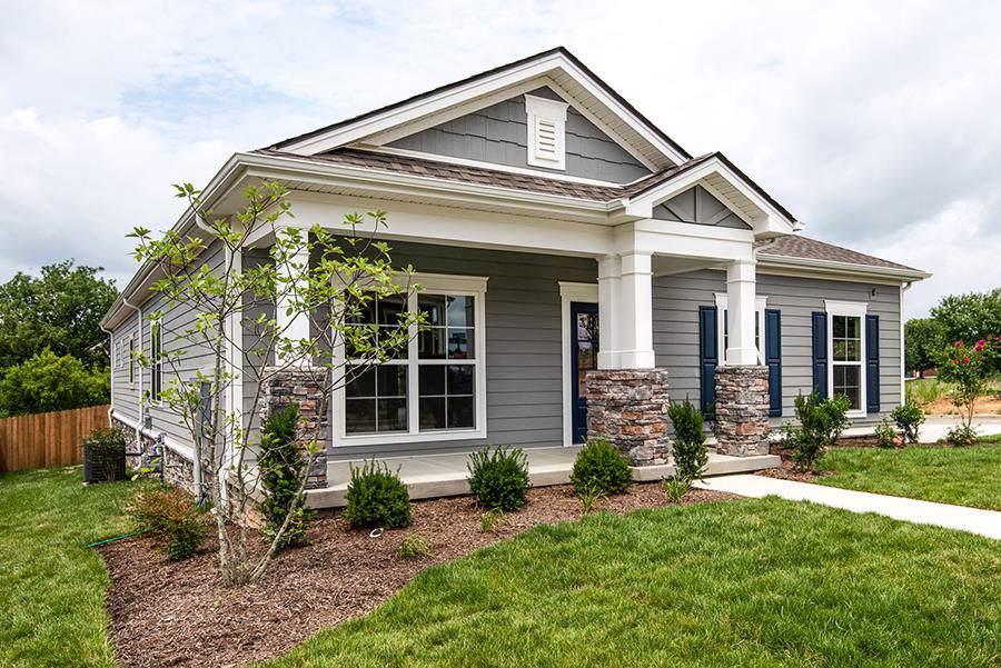 916 Carraway Lane - Photo 1