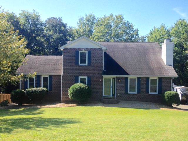 825 Oak Knoll Cir - Photo 1