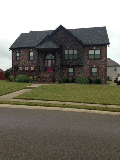 1327 Canyon Pl - Photo 1