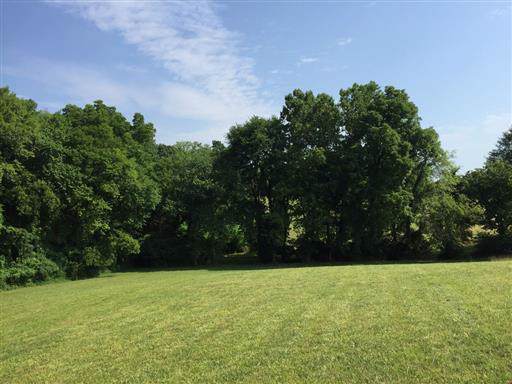 3200 Saundersville Ferry Rd - Photo 1