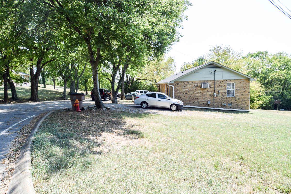 3223 Alpine Ave - Photo 1