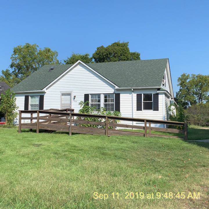 984 Cumberland Dr - Photo 1