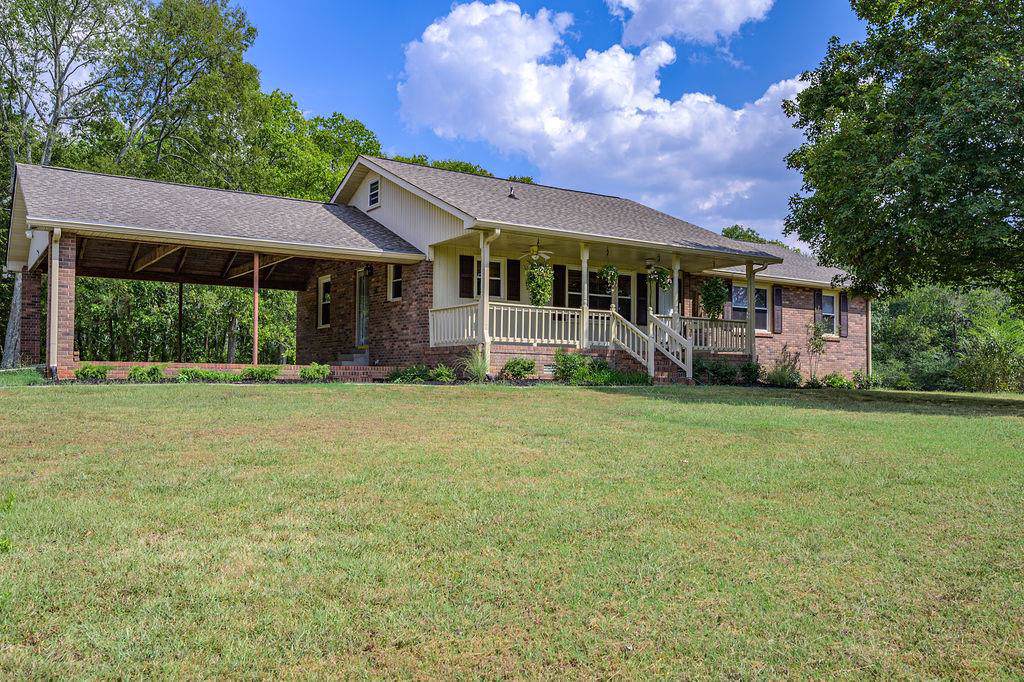 6520 Old Nashville Hwy - Photo 1