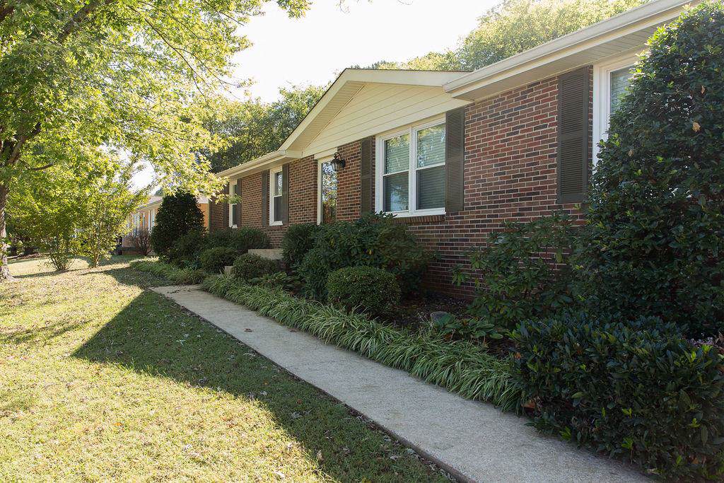 4727 Trenton Dr - Photo 1