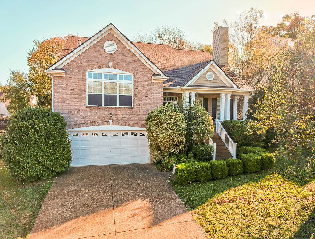 4004 Lenox Ct - Photo 1