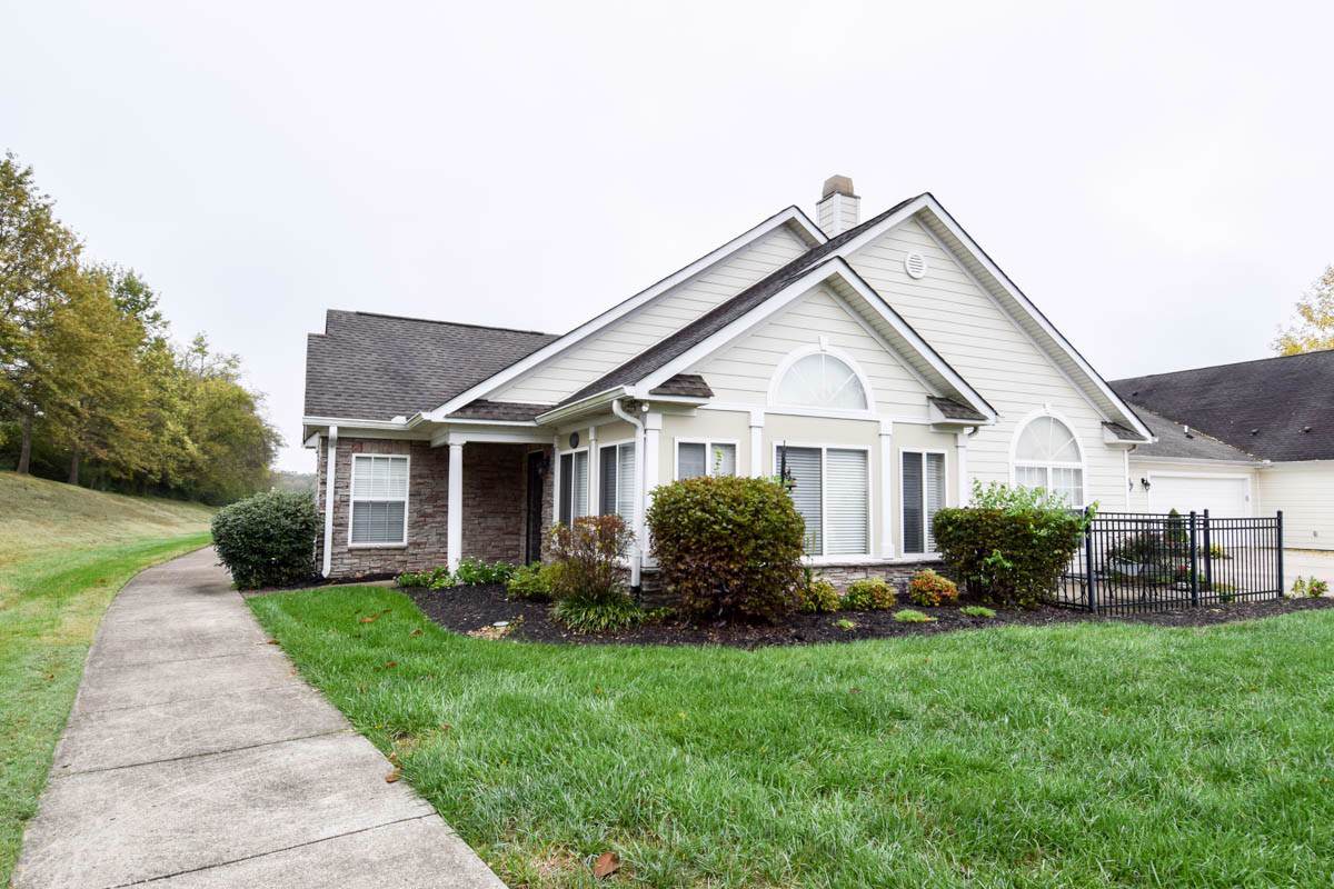 825 S Browns Ln - Photo 1