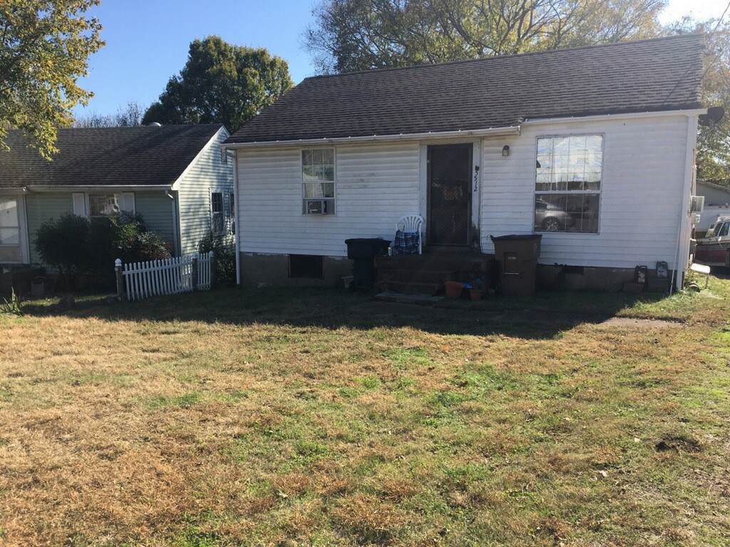 5512 Vaught Dr - Photo 1