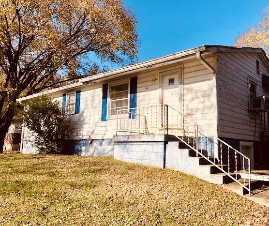 3208 Lincoln Ave - Photo 1