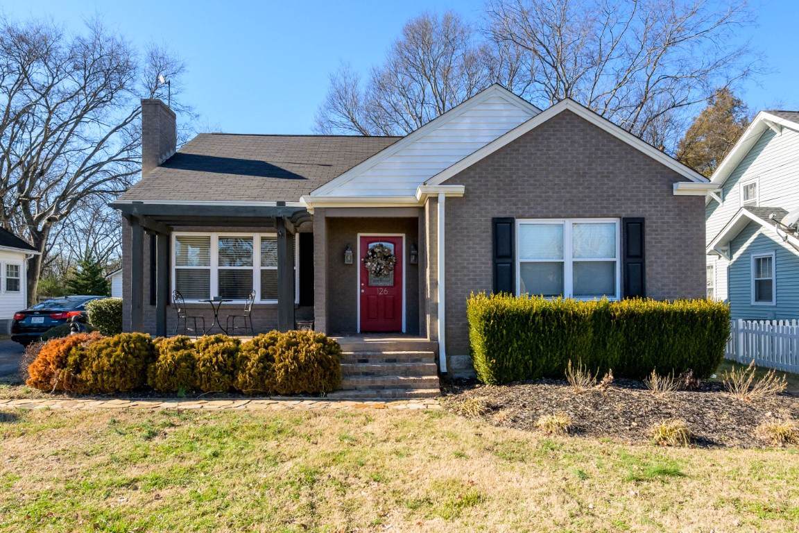 126 N Hatton Ave - Photo 1