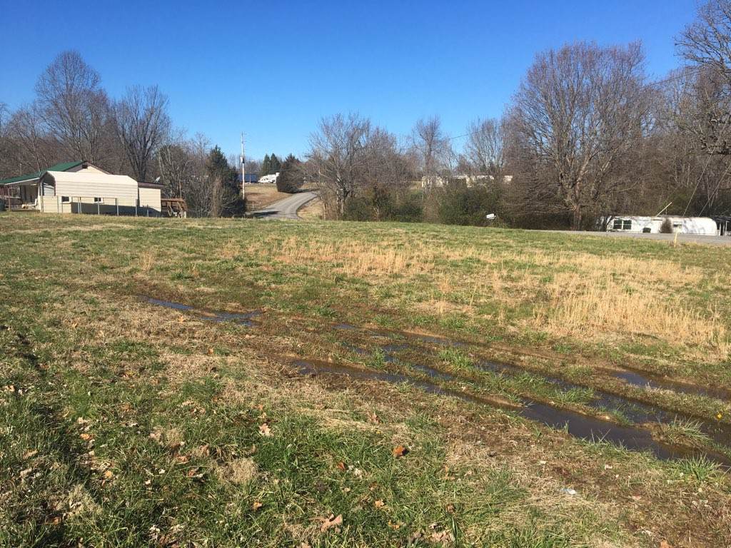 717 Blue Rd - Photo 1